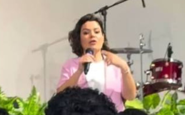 “Família é mais importante que igreja”, diz Ana Paula Valadão